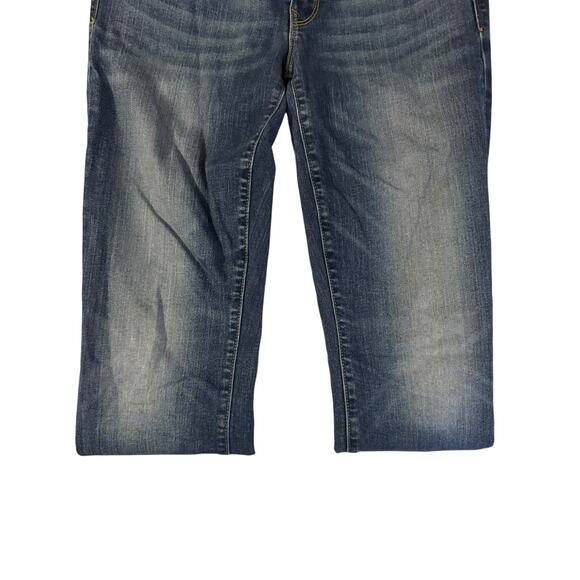 Curvy Flare Magic: Gap 1969 Blue Jeans for Effortless Vintage Vibes - Picture 6 of 7